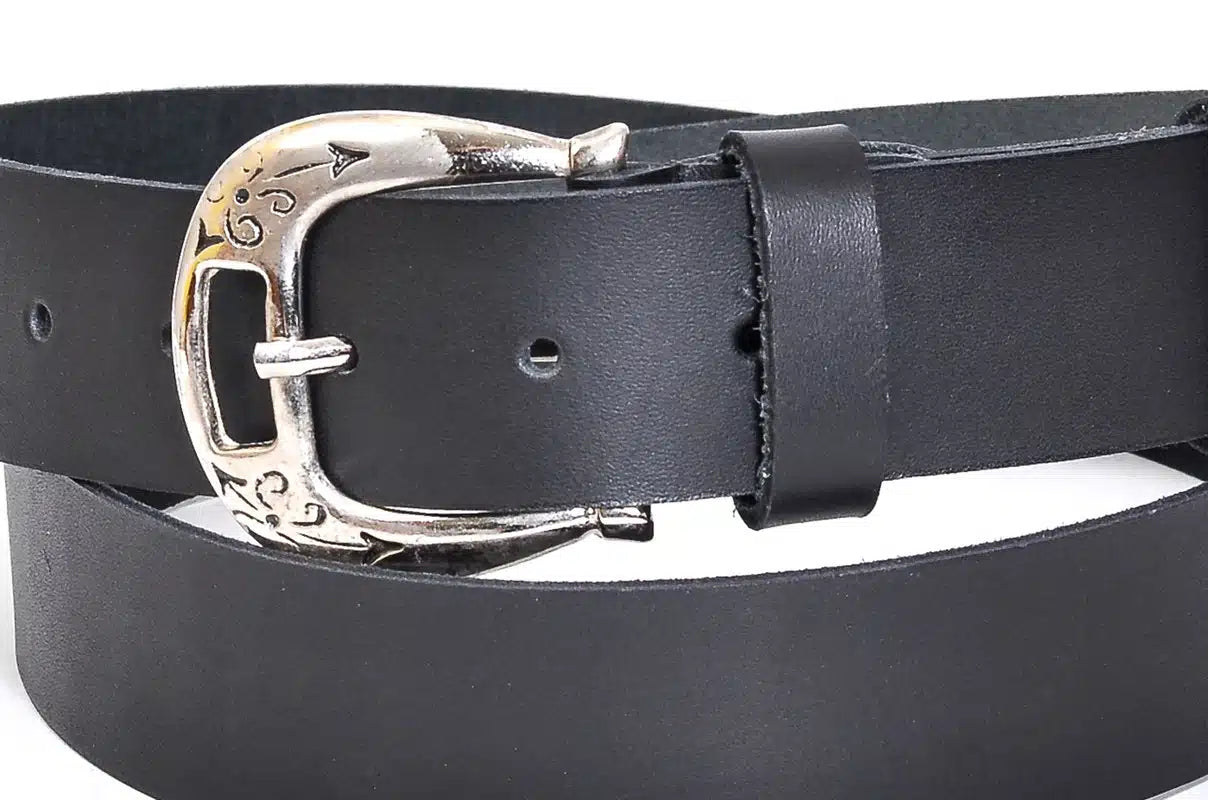 Farmer női bőröv - Fekete – valódi bőröv, elegáns viselethez és esküvőre is ajánlott